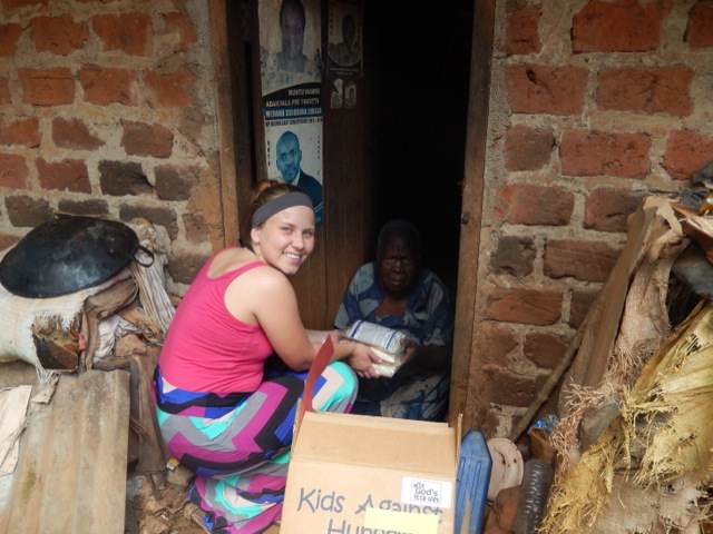 Brynna Volunteer Bulenga Uganda 04