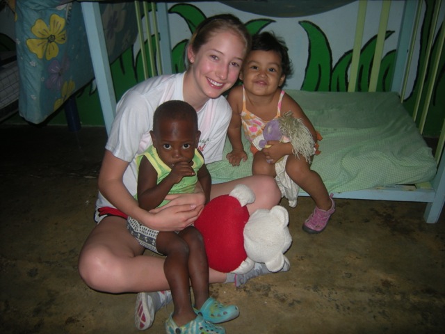 Katharine Volunteer La Ceiba Honduras 02