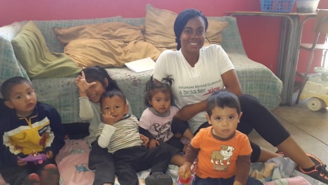 Review Lee Ann Volunteer in Xela, Guatemala