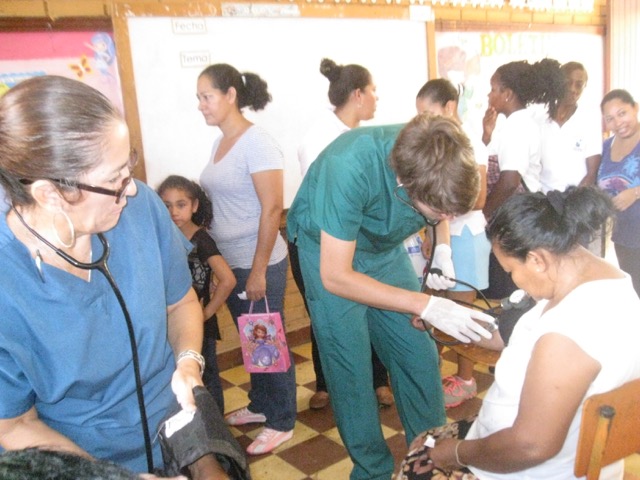 Review Justin Norris Volunteer in Honduras La Ceiba at the Premed