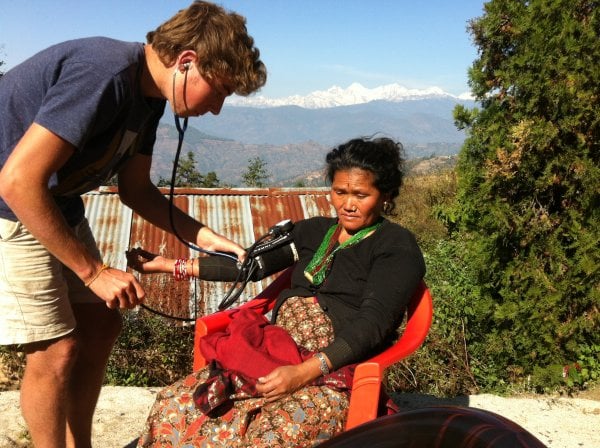 Review Chris Calvin Volunteer Kathmandu Nepal Pre Med Pre Nurse 1