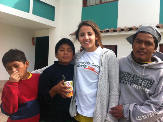 Review Ozge Colak Volunteer  Cusco Peru 03