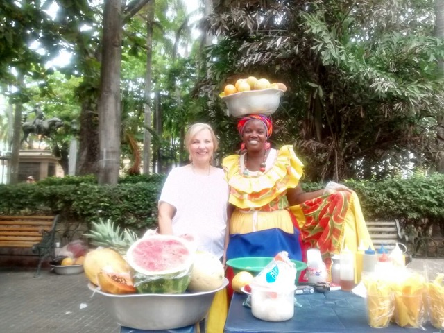 Olunteer Luann Crissman Volunteer Colombia Cartagena 02