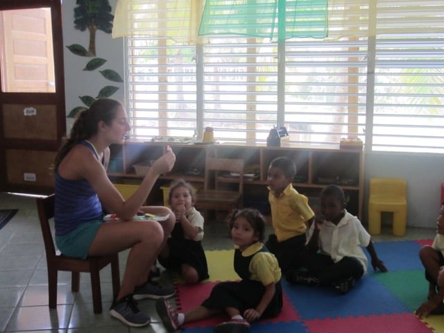 Review Claire Morris Volunteer in Belize Orphanage