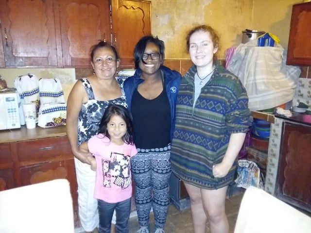 Review Journey White Volunteer in Guatemala Quetzaltenango