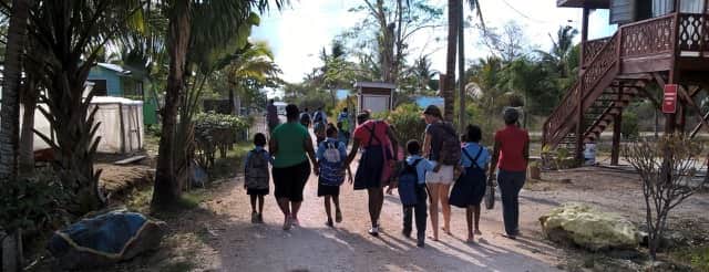 Review Melissa McKenzie Volunteer in Belize Orphanage Program