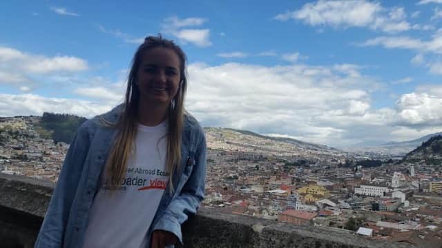 Review Megan Person Volunteer in Ecuador Quito at the teaching english program  