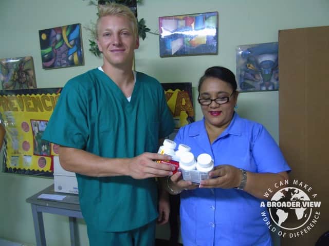 Review Austin Johnson Volunteer in Honduras La Ceiba health care program