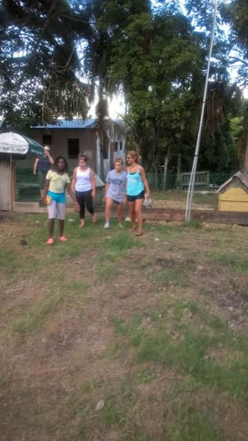 Review Ronnie Morris Volunteer in Belize at the Orphanage Program (Family of 4)