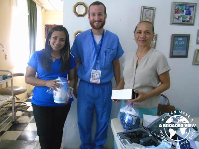 Review Seth Cowden Volunteer in Honduras La Ceiba at the Health Care program.