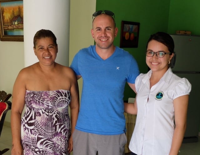 Review Patrick Vaughan Volunteer in Colombia Cartagena Child Care program