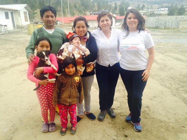 Review Karen Sanchez Volunteer in Ecuador Quito at the teaching/community center program