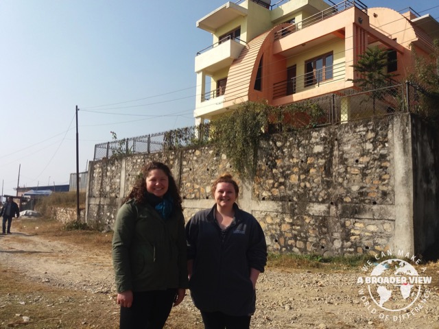 Review Volunteer Samantha Oberlander in Kathmandu Nepal at the PreMed program