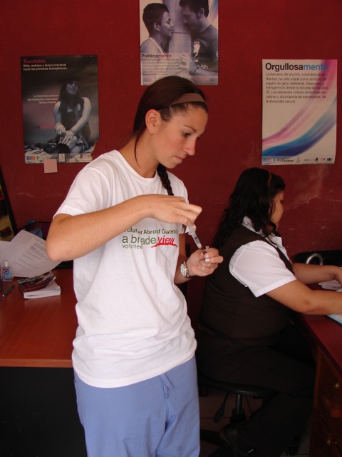 volunteer abroad