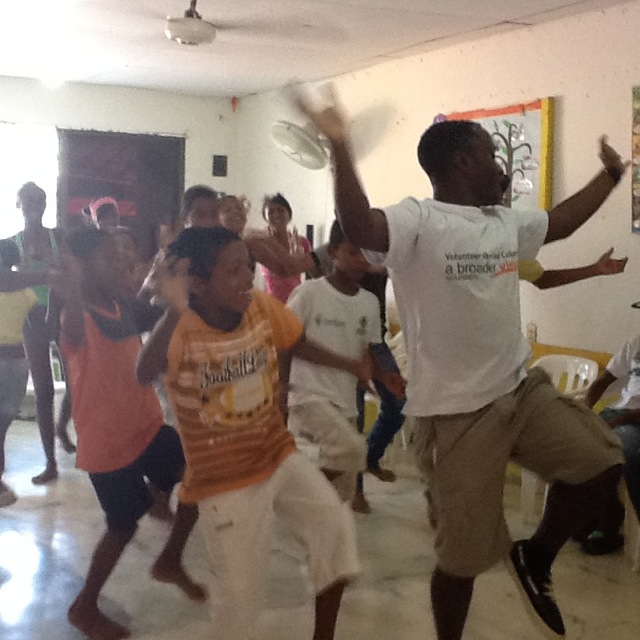 kwasi-volunteer-cartagena-colombia-03