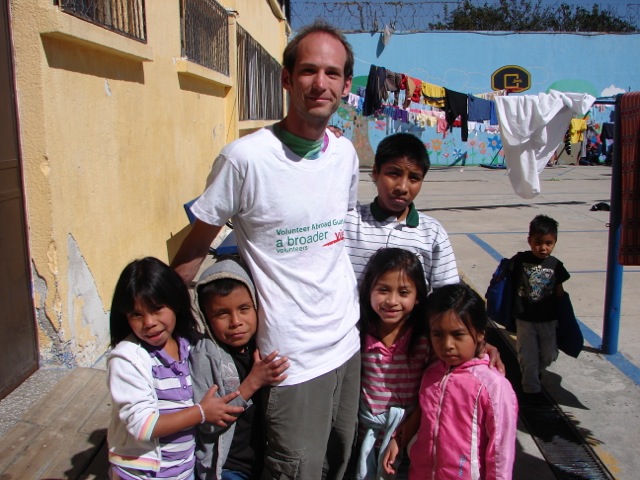 steve-volunteer-xela-guatemala-01