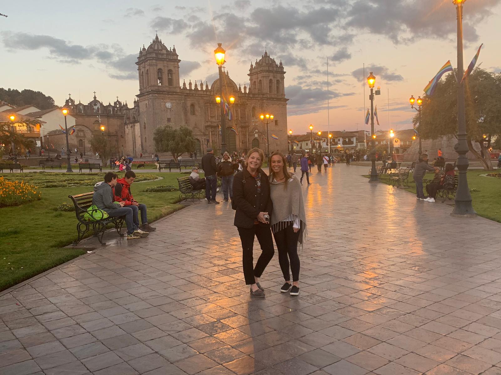 Volunteers in Cusco Peru Review Kristina & Joyce Medical Program