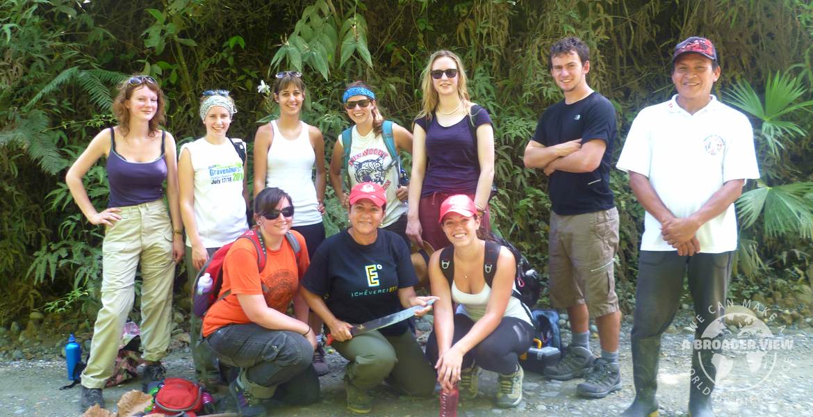 Volunteer in Ecuador: Community Development (Amazon)