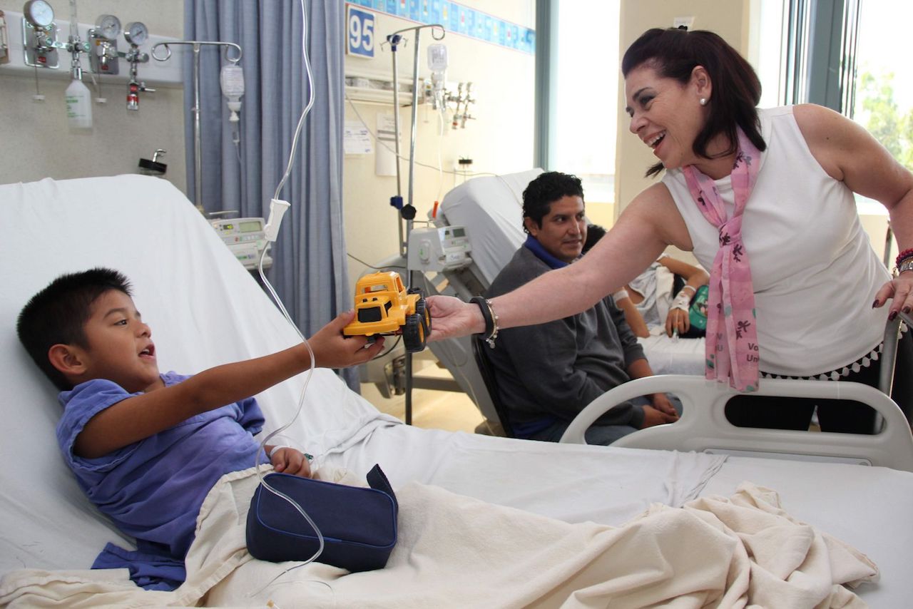  Volunteer Costa Rica, Escazu: Pre-Medical Program