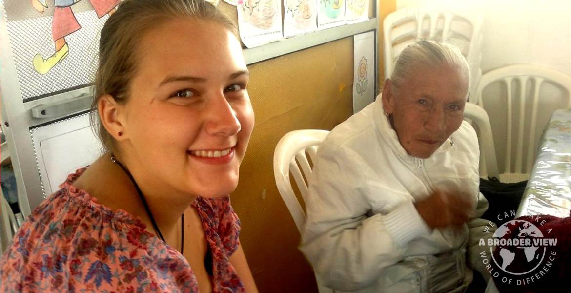 Volunteer in Ecuador Quito North: Welfare, Elderly